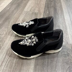 STAZIONE By Elcanto Woman Shoes Embellished Bedazzled Slip On Blk Velour Fancy